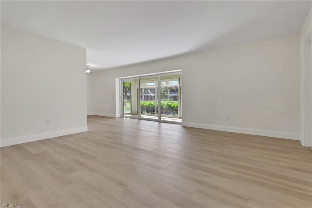 1155 Sandpiper ST # E3, NAPLES FL 34102-13