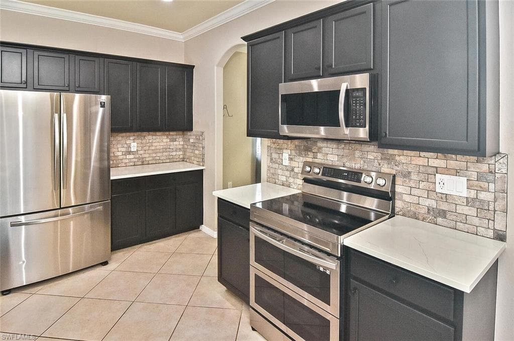 2738 Via Piazza LOOP, FORT MYERS FL 33905-5