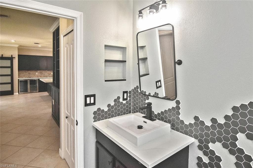 2738 Via Piazza LOOP, FORT MYERS FL 33905-38