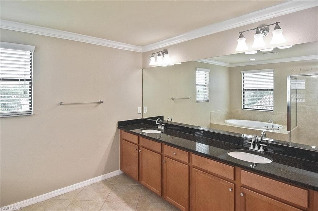 2738 Via Piazza LOOP, FORT MYERS FL 33905-24