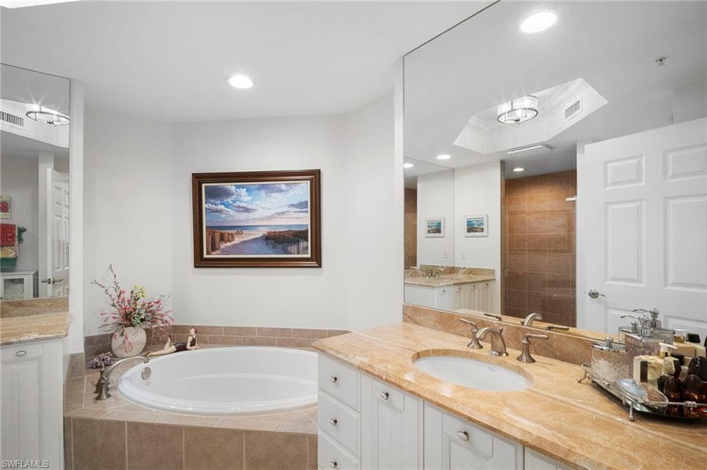 4761 West Bay BLVD # 202, ESTERO FL 33928-15