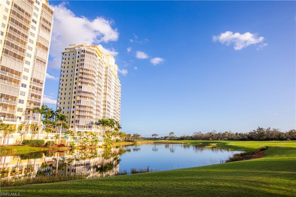 4761 West Bay BLVD # 202, ESTERO FL 33928-34