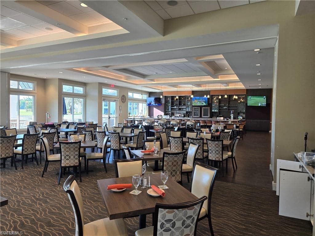 5730 Trailwinds DR # 411, FORT MYERS FL 33907-11