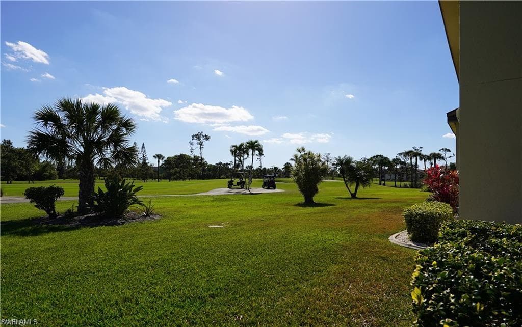 5730 Trailwinds DR # 411, FORT MYERS FL 33907-9
