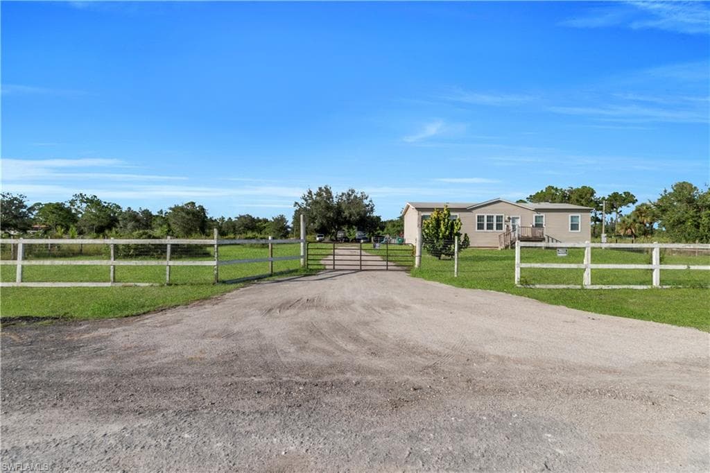 7824 8th PL, LABELLE FL 33935-1