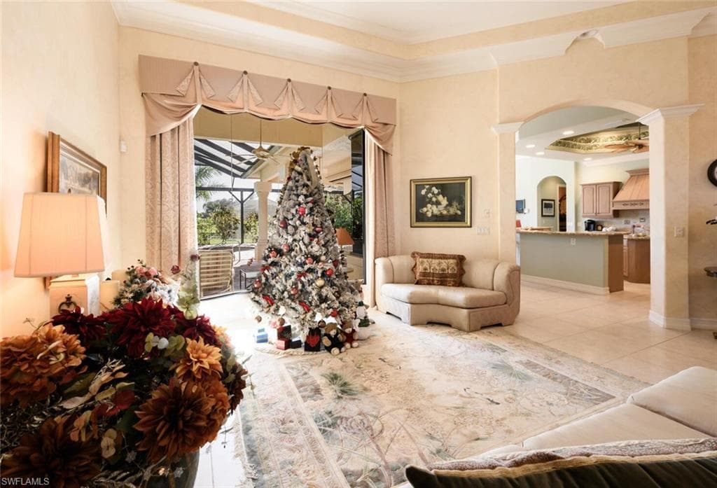 3022 Gainesborough CT, NAPLES FL 34105-7