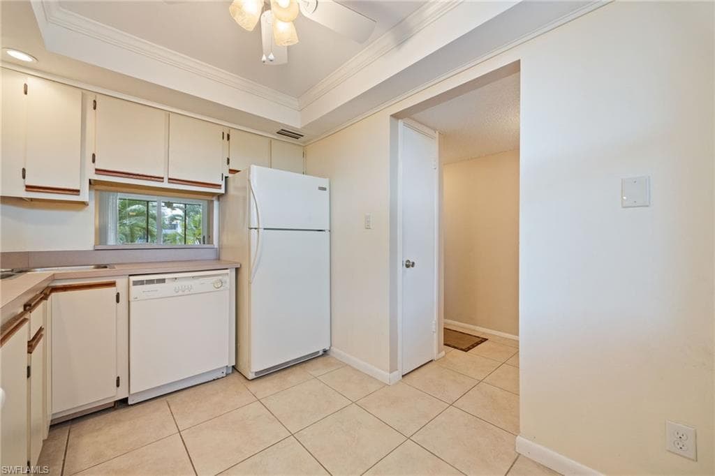 5959 Winkler RD # 218, FORT MYERS FL 33919-9