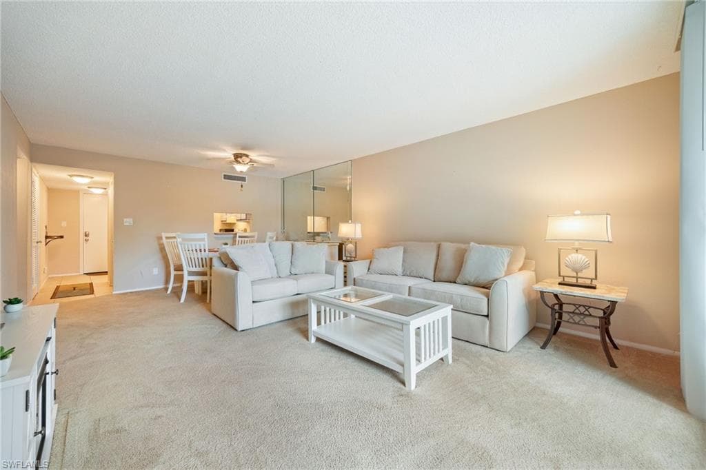 5959 Winkler RD # 218, FORT MYERS FL 33919-17