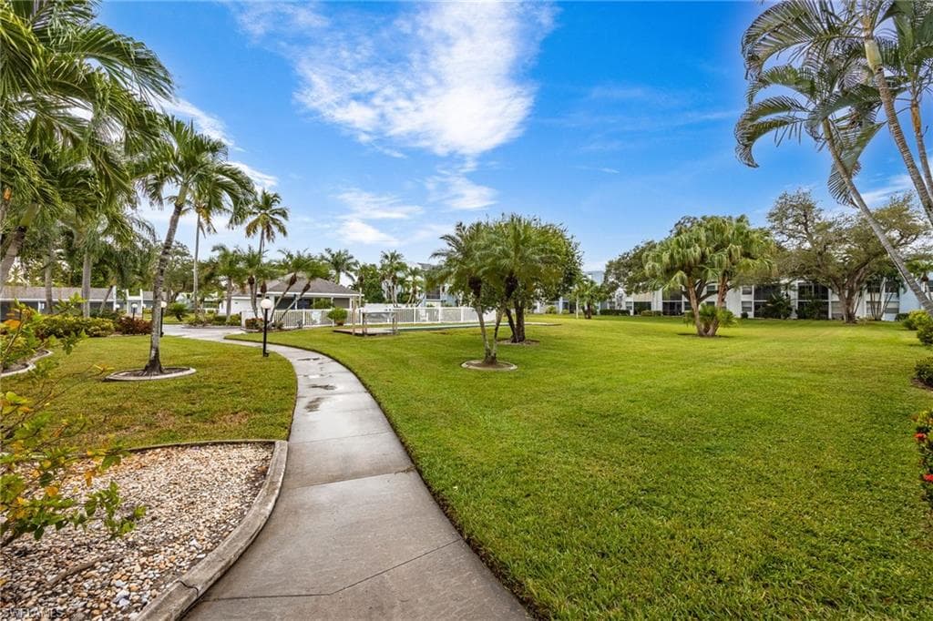 5959 Winkler RD # 218, FORT MYERS FL 33919-43