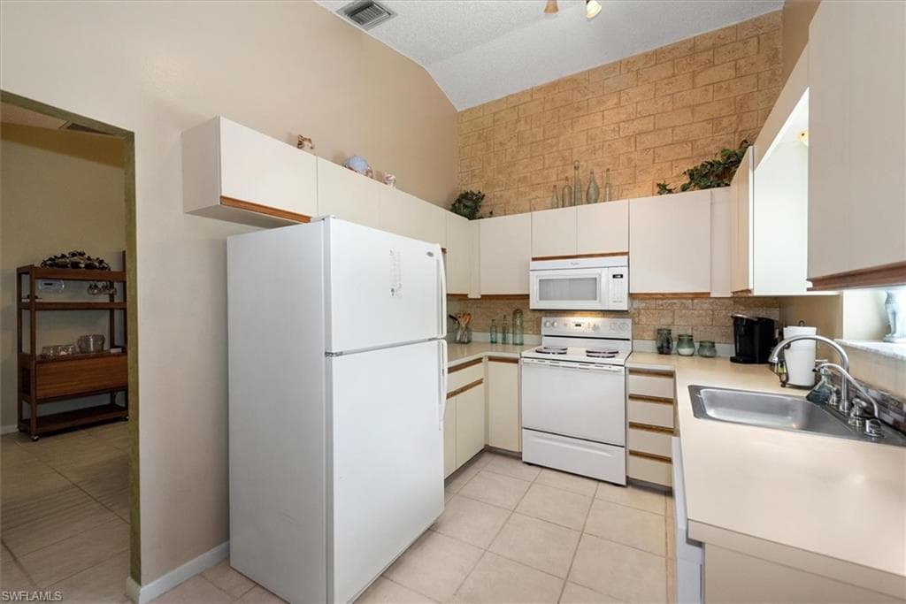 13108 Tall Pine CIR-13