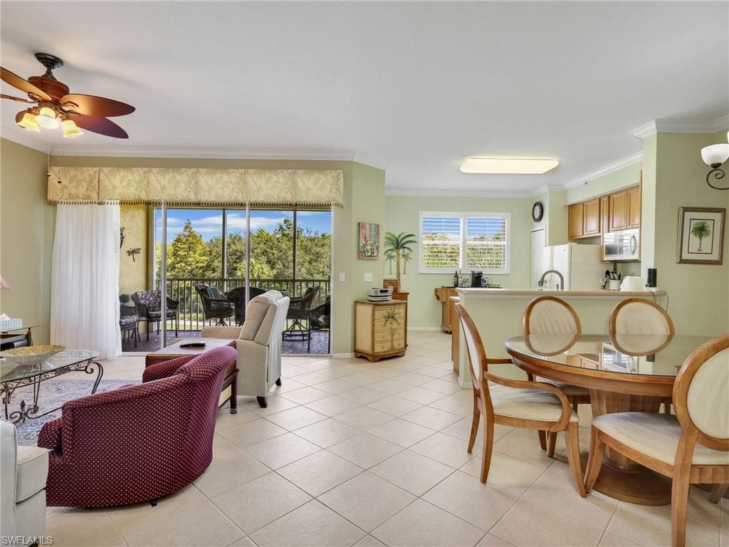 6824 Sterling Greens PL # 3303, NAPLES FL 34104-13