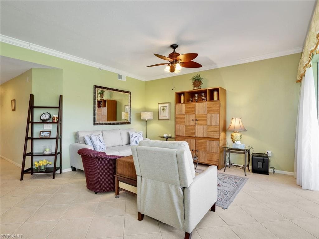 6824 Sterling Greens PL # 3303, NAPLES FL 34104-10