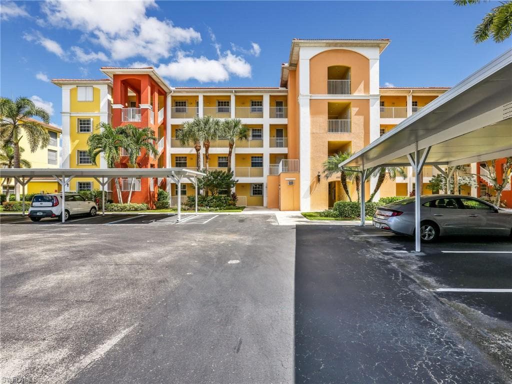 6824 Sterling Greens PL # 3303, NAPLES FL 34104-3