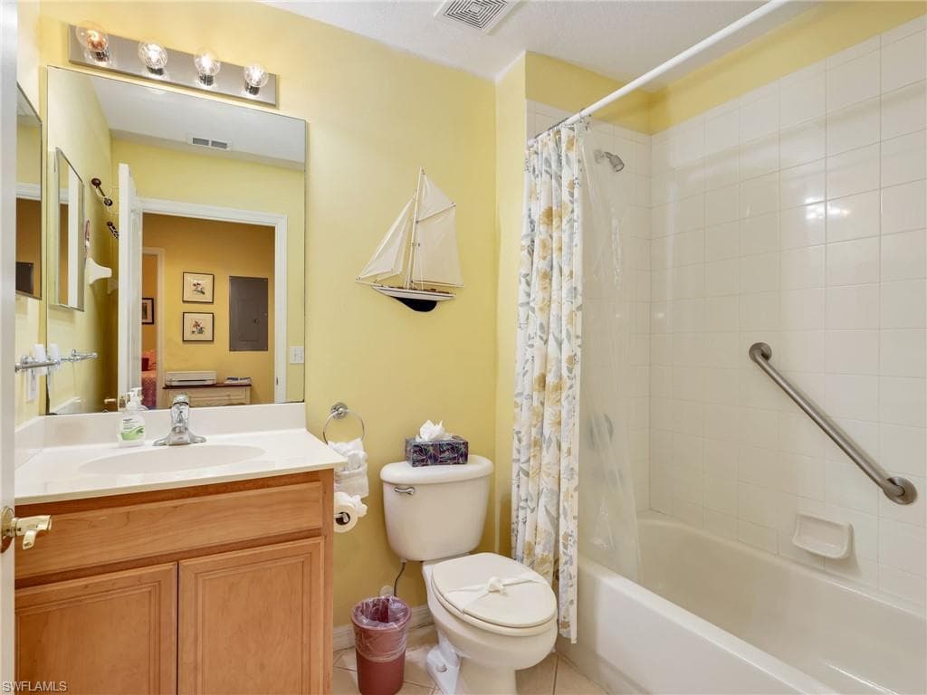 6824 Sterling Greens PL # 3303, NAPLES FL 34104-20