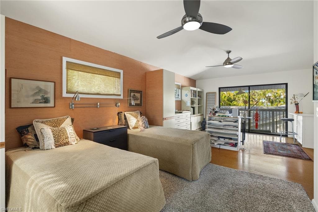 2151 ESTEY AVE, NAPLES FL 34104-21