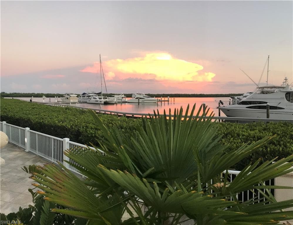 6081 Silver King BLVD # 501, CAPE CORAL FL 33914-44