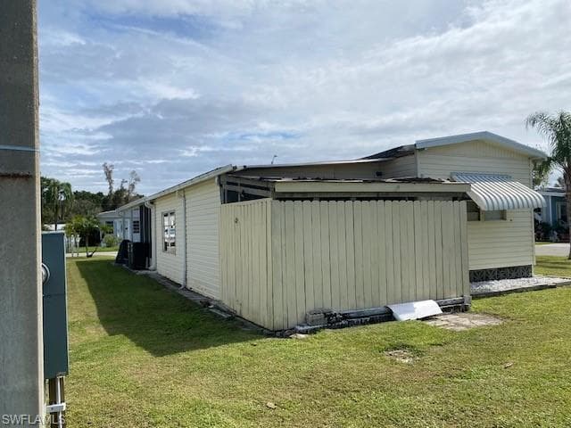 2727 Indianwood DR, NORTH FORT MYERS FL 33917-4