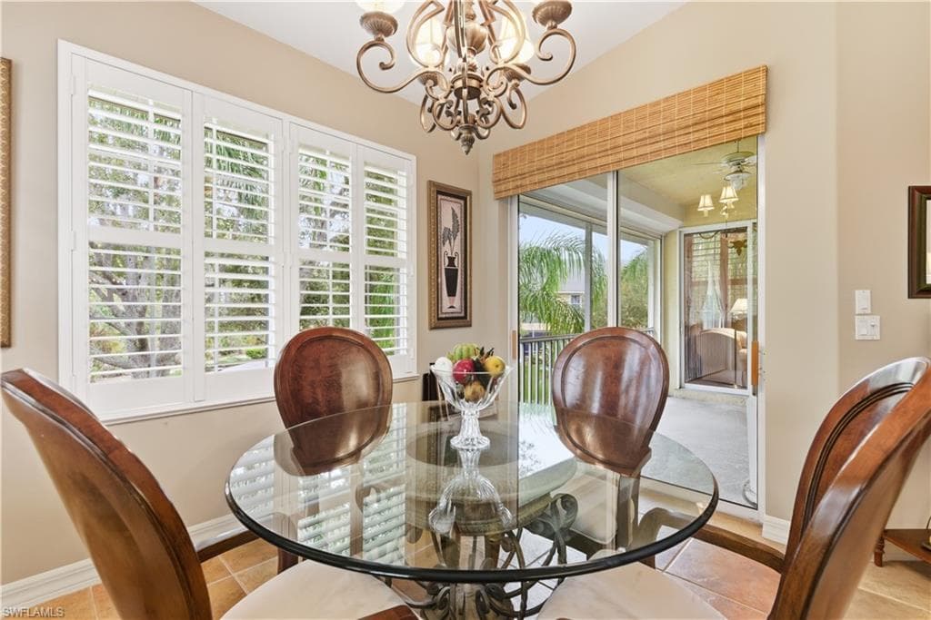 8390 Big Acorn CIR # 11C, NAPLES FL 34119-25
