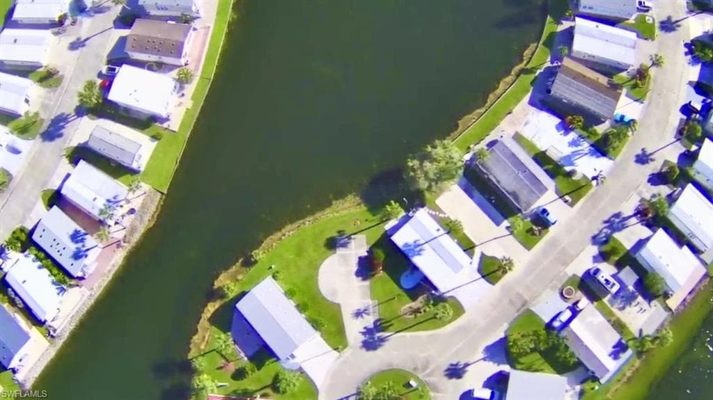 351 Bobcat RUN, NAPLES FL 34114-2