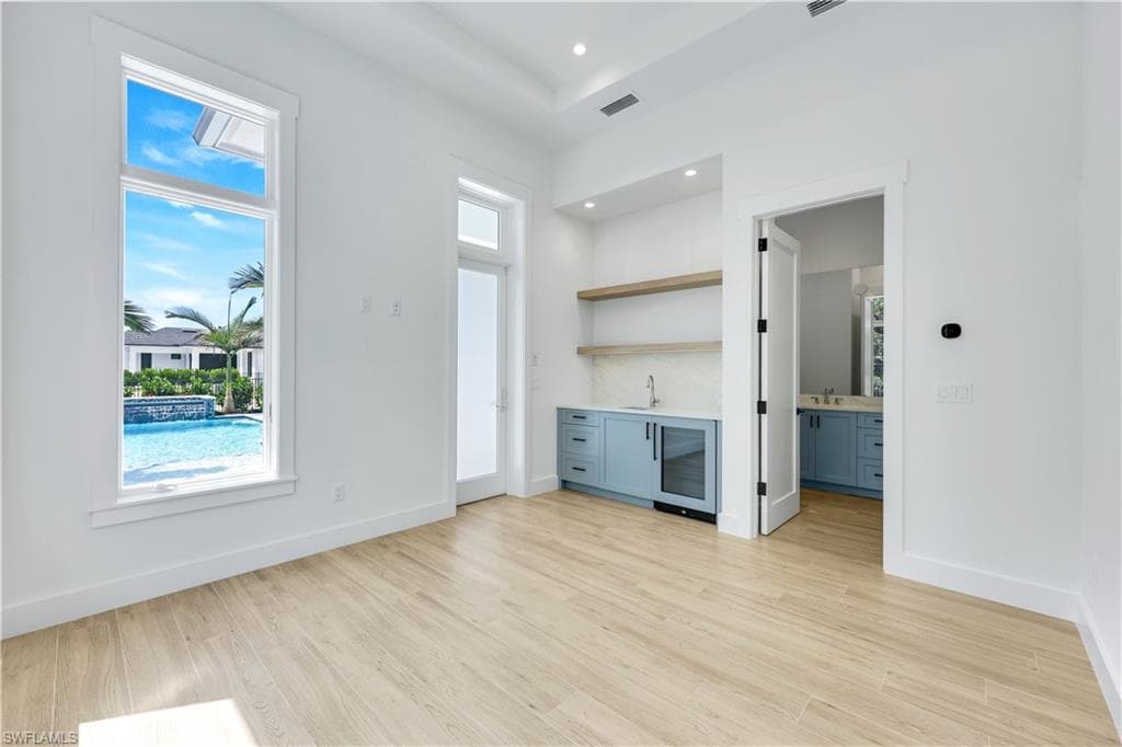 16767 Enclave CIR, NAPLES FL 34110-26