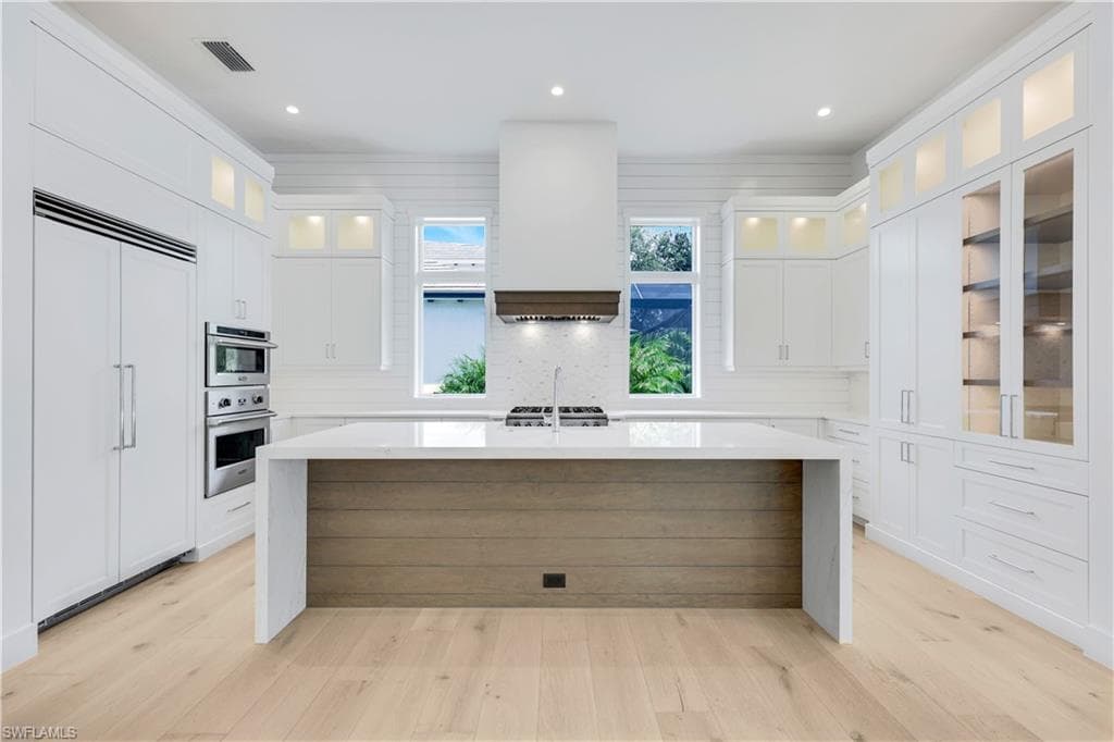 16767 Enclave CIR, NAPLES FL 34110-12