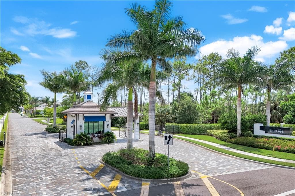 16767 Enclave CIR, NAPLES FL 34110-43