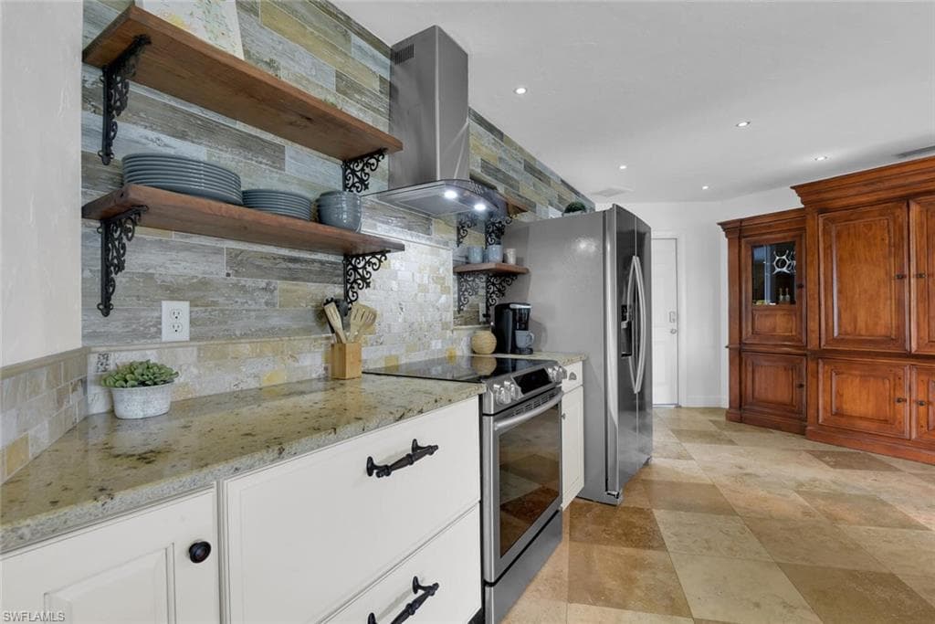 167 Torrey Pines PT, NAPLES FL 34113-12