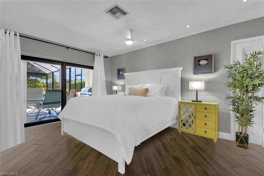 167 Torrey Pines PT, NAPLES FL 34113-17