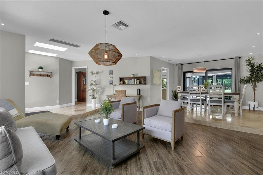 167 Torrey Pines PT, NAPLES FL 34113-7