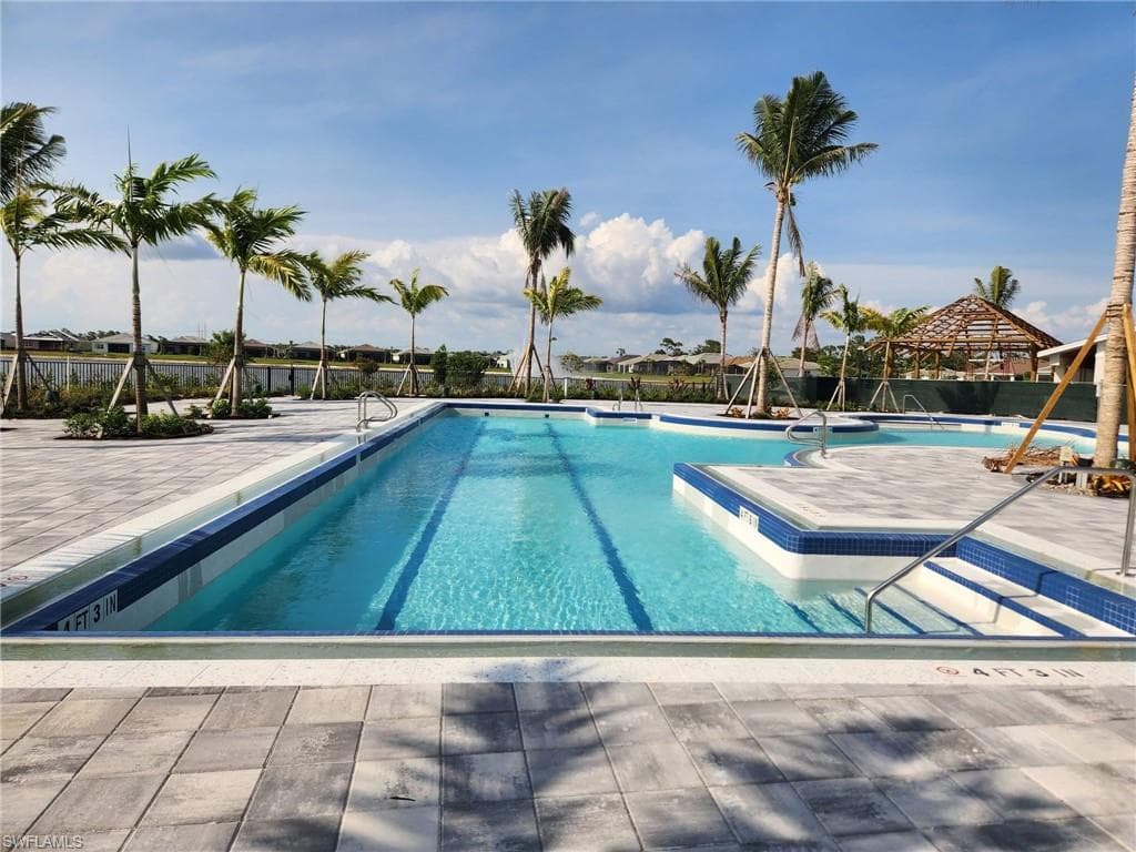 17578 Winding Oak LN, NORTH FORT MYERS FL 33917-20