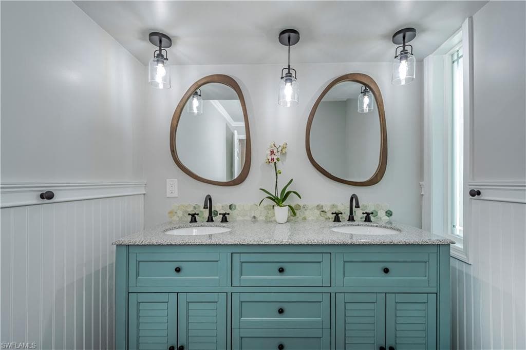 62 W North Shore AVE, NORTH FORT MYERS FL 33903-29