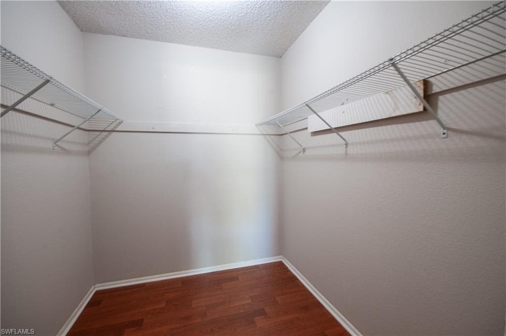 4261 Island CIR # 6, FORT MYERS FL 33919-10