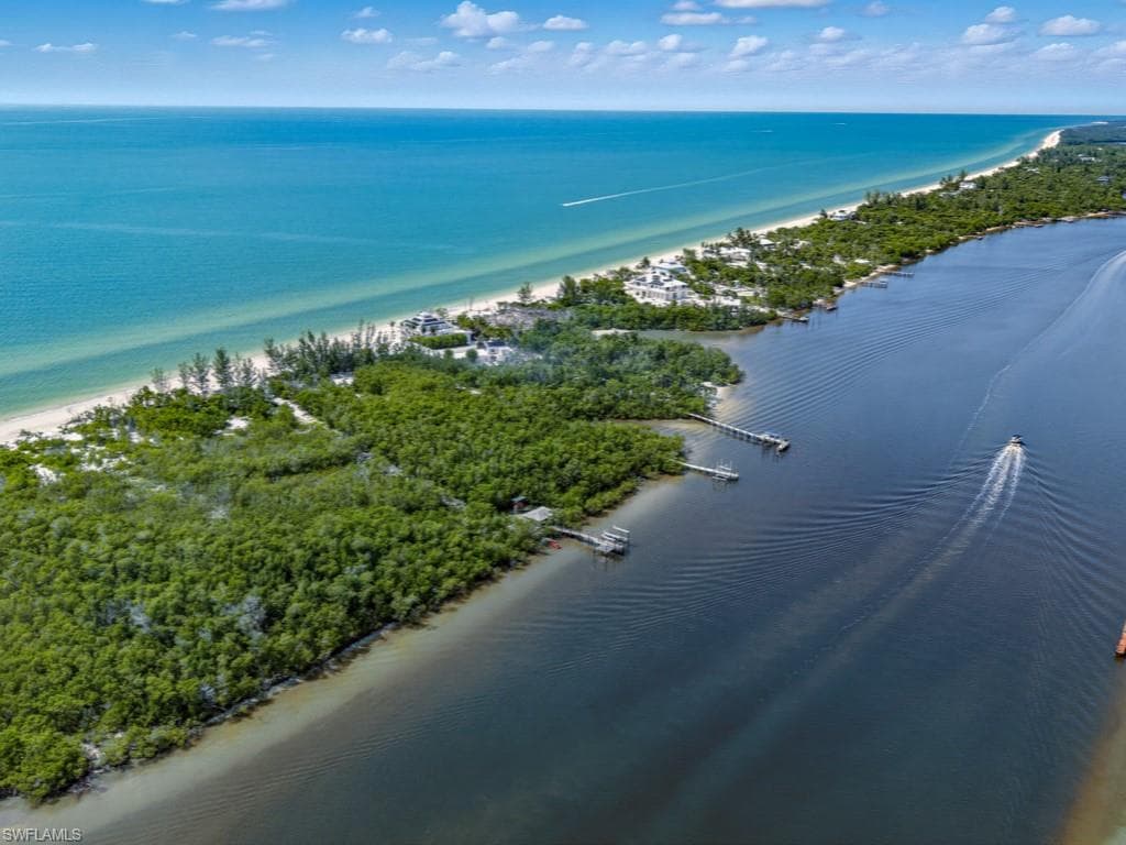 11799 Keewaydin, NAPLES FL 34113-16