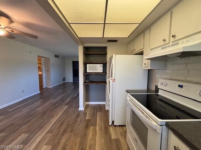5917 Littlestone CT # 111, NORTH FORT MYERS FL 33903-3