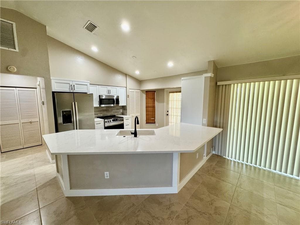 11761 Forest Mere DR, BONITA SPRINGS FL 34135-8