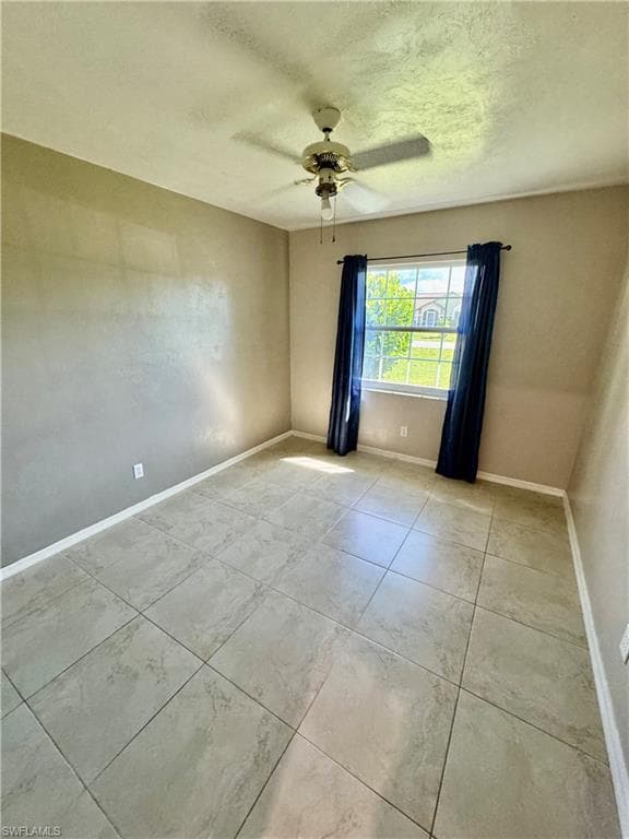 11761 Forest Mere DR, BONITA SPRINGS FL 34135-20