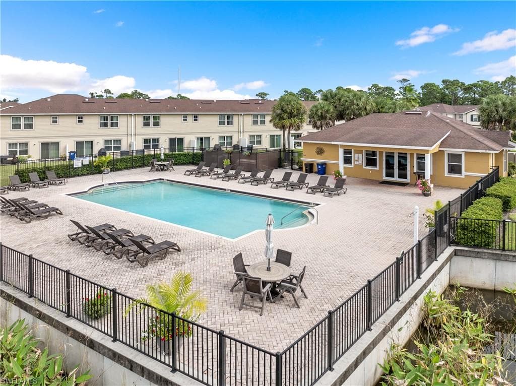 15030 Caspian Tern CT # 104, NORTH FORT MYERS FL 33917-33