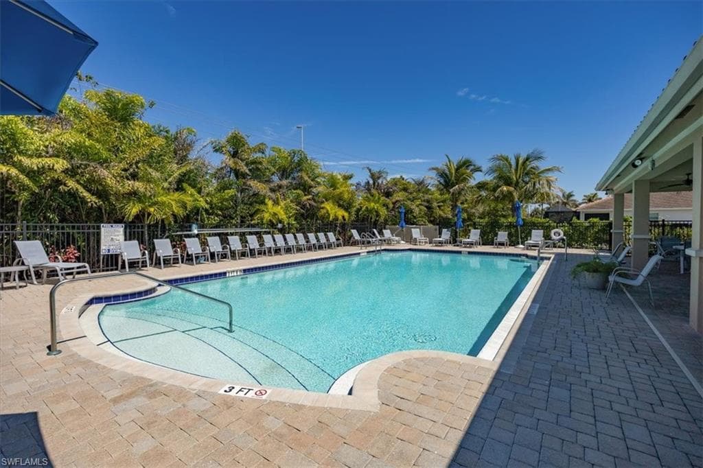 8160 Venetian Pointe DR, FORT MYERS FL 33908-46