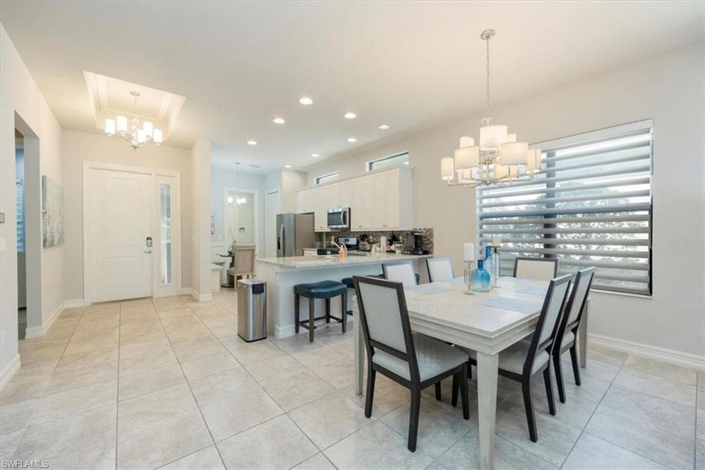 8160 Venetian Pointe DR, FORT MYERS FL 33908-9