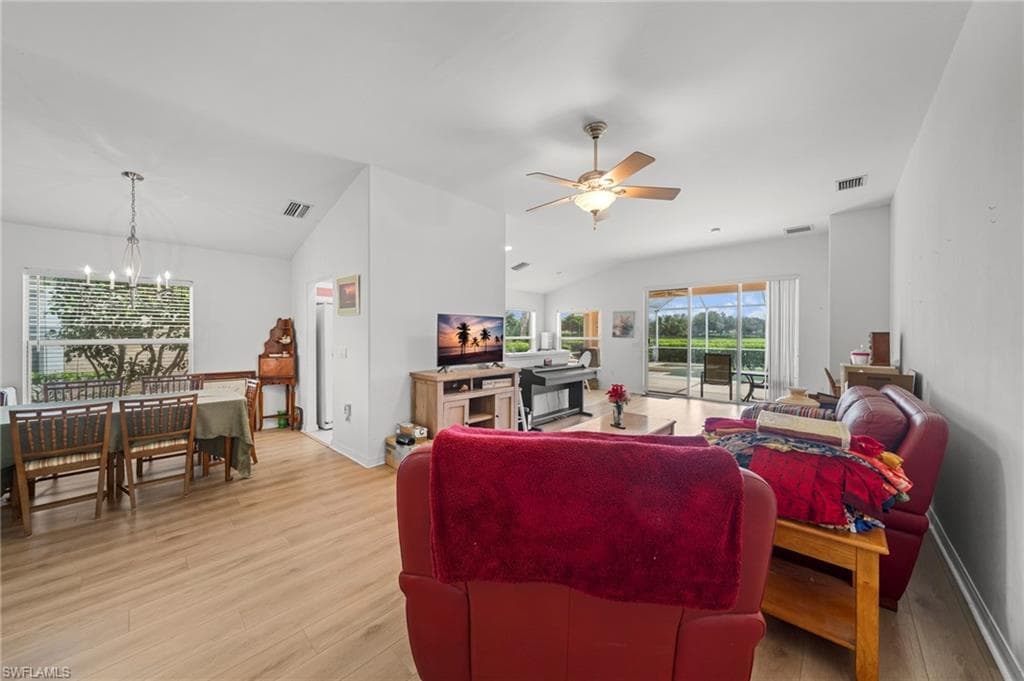 2492 Belleville CT, CAPE CORAL FL 33991-5