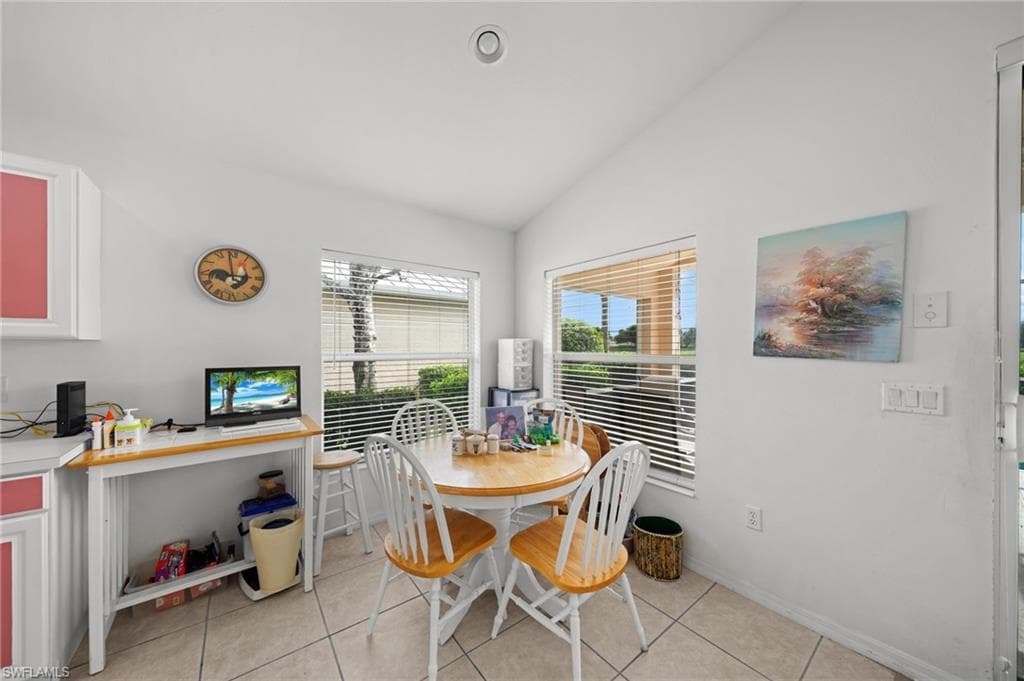 2492 Belleville CT, CAPE CORAL FL 33991-12