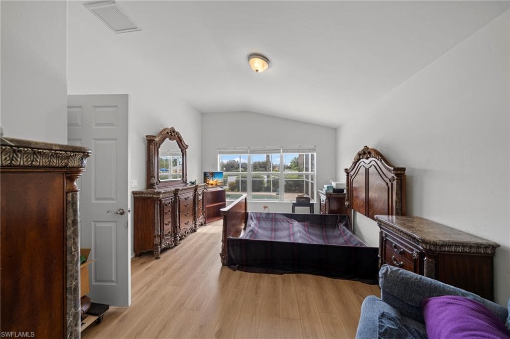 2492 Belleville CT, CAPE CORAL FL 33991-14