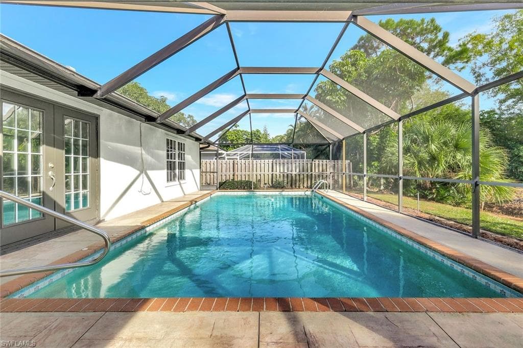 3650 Kent DR, NAPLES FL 34112-24