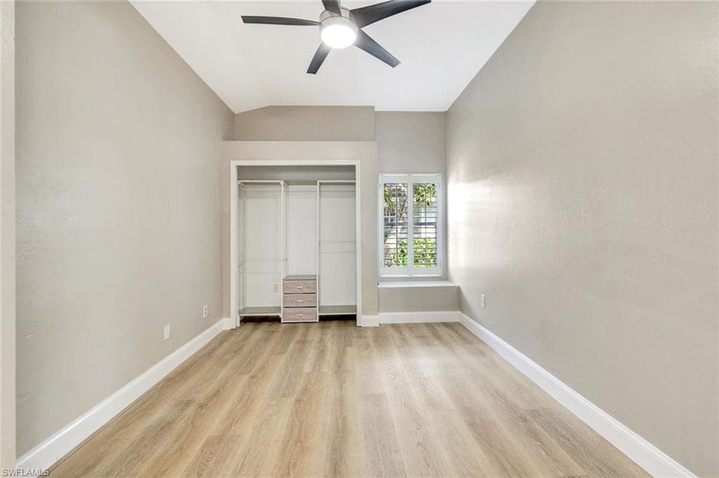 3650 Kent DR, NAPLES FL 34112-20