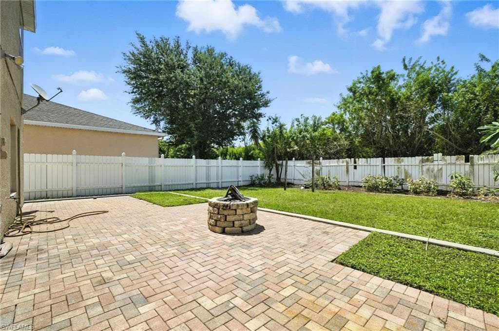 9010 Gladiolus Preserve CIR-30