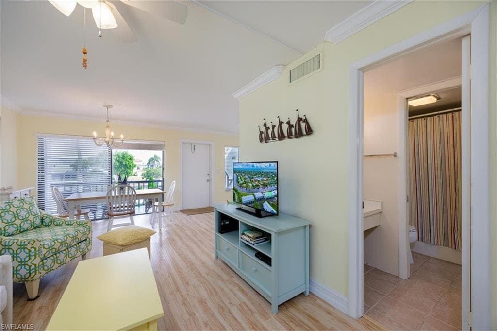 1250 Tennisplace CT # C25, SANIBEL FL 33957-5