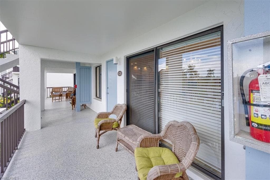 1250 Tennisplace CT # C25, SANIBEL FL 33957-16