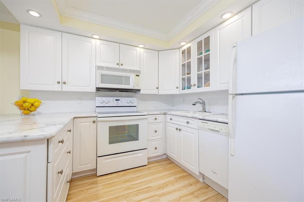 1250 Tennisplace CT # C25, SANIBEL FL 33957-4