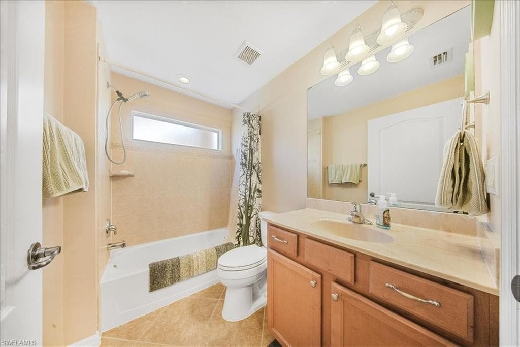 15098 Cortona WAY, NAPLES FL 34120-30