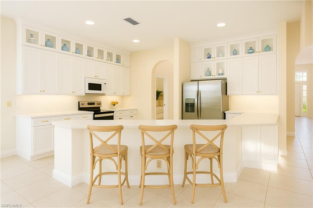 2451 Game Hawk CT # 2502, NAPLES FL 34105-2